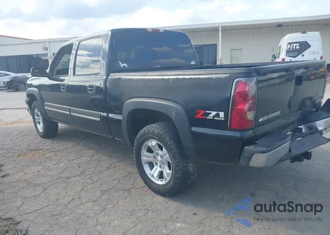 2004 Chevrolet Silverado 1500 Z71 z USA, uszkodzony, nr VIN 2GCEK13T741321958